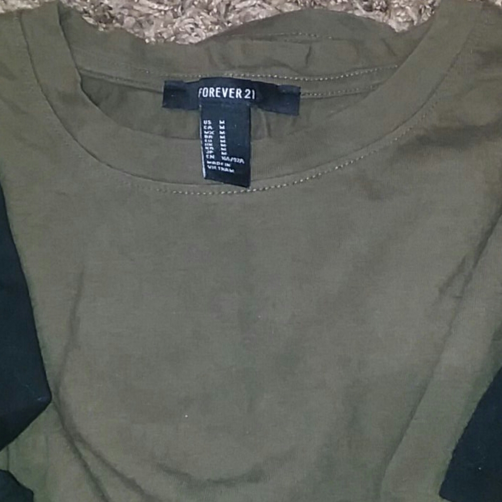 Forever 21 crop shirt!!